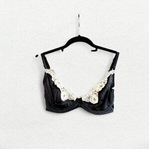 Fleur du Mal Juliet Silk and Lace Demi Bra in Black and Cream Pink
